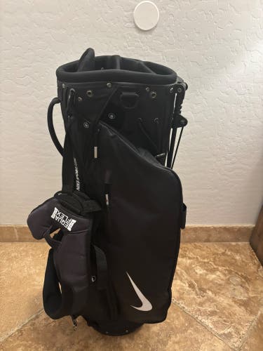 Nike Sport Lite Golf Stand Bag Black 5-Way EquaFlex Dual Strap Lightweight