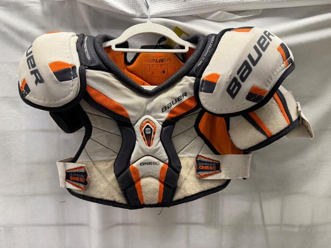 Used Bauer ONE60 Youth Shoulder Pads MD 11490-S000278490