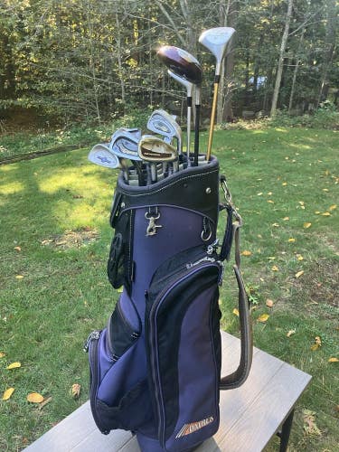 Nice Ladies Complete Golf Club Set & Bag, Right Handed, Good Condition