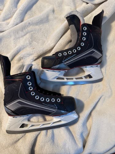 Bauer Vapor X500 Hockey Skates Extra Wide Width Size 5 (New)