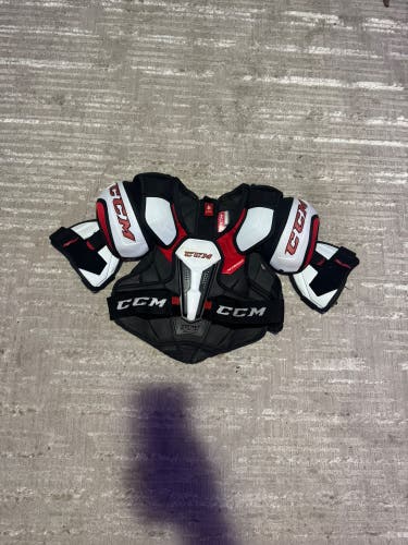 Small Senior CCM JetSpeed FT4 Pro Shoulder Pads (Used)