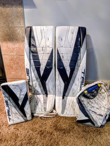 34" 2025 True Nitro Pro Regular Goalie Full Set Pro Stock (Used)