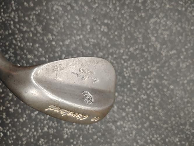 Used Cleveland TOUR ACTION Golf Wedge Mens RH Pitching Wedge 11849-S000045312