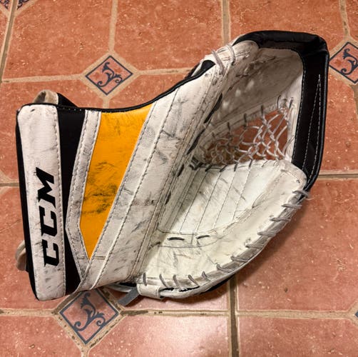 CCM Extreme Flex II 860 Regular (Used)