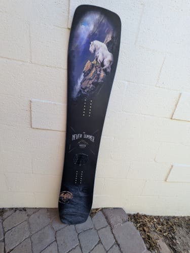 Never Summer Nokhu Snowboard 152 cm (Used)