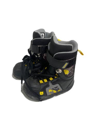 Used Burton Boys Snowboard Boots Black Junior 01 11735-S000345366