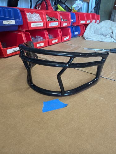 New Riddell Axiom 2B-HP-S Face Mask - Black