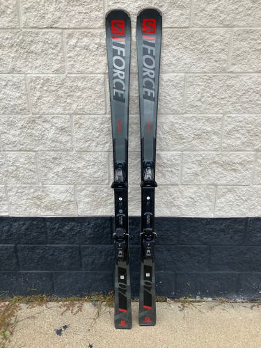 Salomon S/Force 7 175 cm Skis With Atomic M10 GW Bindings (Used)