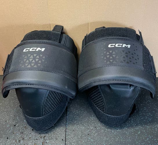 Used CCM XF Intermediate Goalie Knee Pads