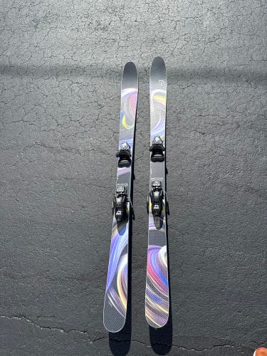 Women's 2025 Icelantic Riveter 159 cm All Mountain Skis With Bindings (Used)