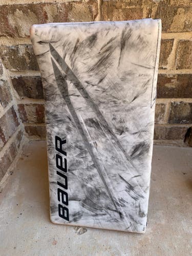 Bauer Vapor Hyperlite 2 Blocker Regular (Used)
