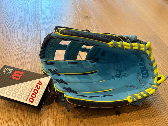 2025 Wilson LH Outfield A2000 PF50SS Baseball Glove 12.25" (New)
