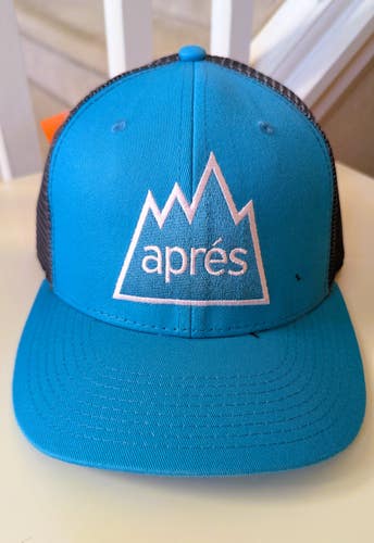 Apres Hat – New