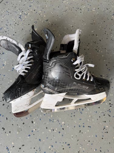 2024 Bauer Supreme Shadow Hockey Skates 6.5 (Used)