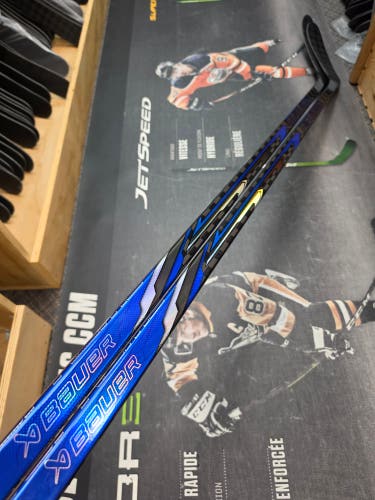 2 PACK | P28M | 82 Flex NEW! Senior Bauer fuse Left Hand Hockey Stick 2NProXL Pro Stock (New)