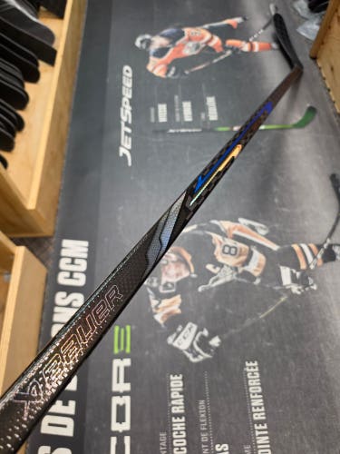 P90TM | 102 Flex NEW! Senior Bauer fuse Hockey Stick 2NProXL Pro Stock (New)