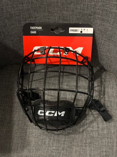 CCM FM580 Hockey Face Mask Cage Senior Small Black New with Hardware