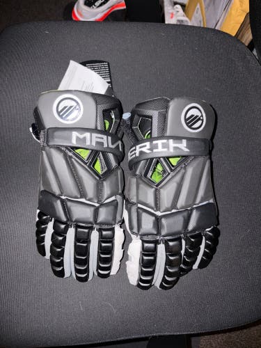 New Player's Maverik 12" Max 2025 Lacrosse Gloves Lax Medium Black New W Tags