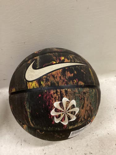 Used Nike Basketball Adult Outdoor 11725-S000509963