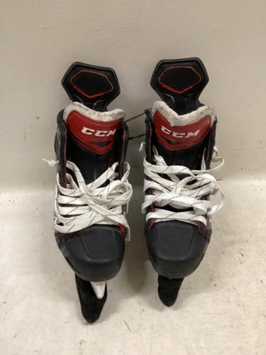 Used CCM JETSPEED FT2 Intermediate Hockey Skate Intermediate 4.5 11725-S000509984