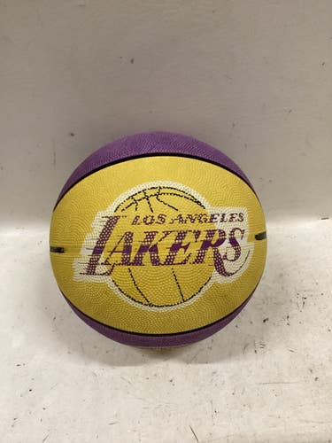 Used Basketball Adult Outdoor 11725-S000510211