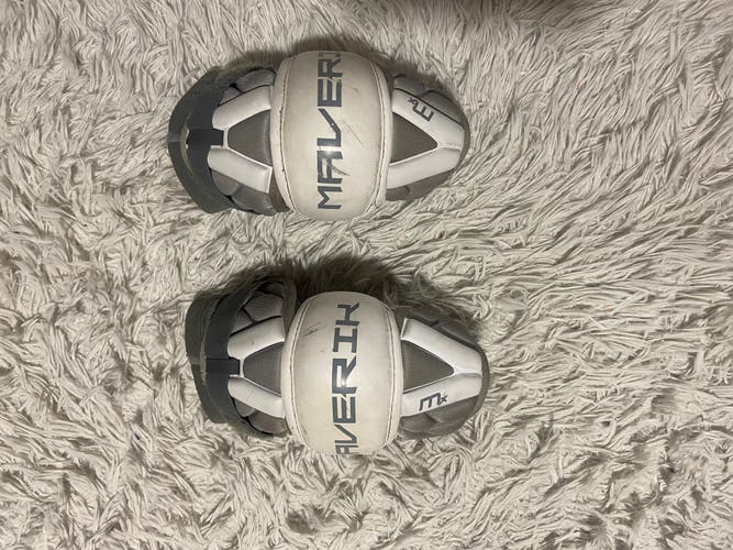 Small / Medium Adult Maverik MX Arm Pads (Used)