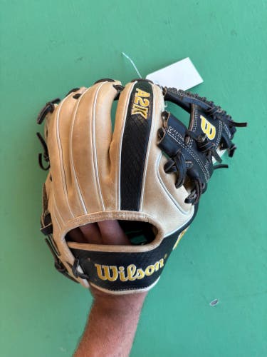 Wilson A2K RH Infield Baseball Glove 11.5"