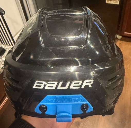 Small Bauer Re-Akt 85 Helmet (Used)