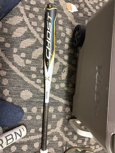 2022 Easton Ghost Composite Bat (-11) 20 oz 31" (Used)