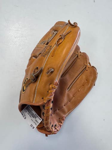 Used Wilson SOFTBALL BB/SB Glove RH Throw Brown 13" 11860-S000317321