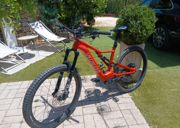 Men's 2021 Specialized Turbo Levo Mountain Bike L (Used)