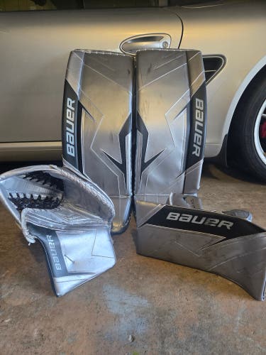 33" Bauer SV-Pro Regular Goalie Full Set (Used)
