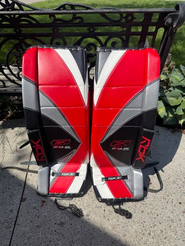 32" Reebok X Pulse Pro Goalie Leg Pads (Used)