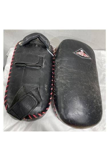 Used Century Martial Arts Forearm Pads Black Sm 11735-s000344822