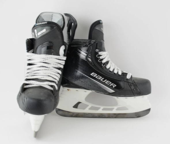 Bauer Vapor Hyperlite 2 Custom Hockey Skates size 6.5, Fit 3