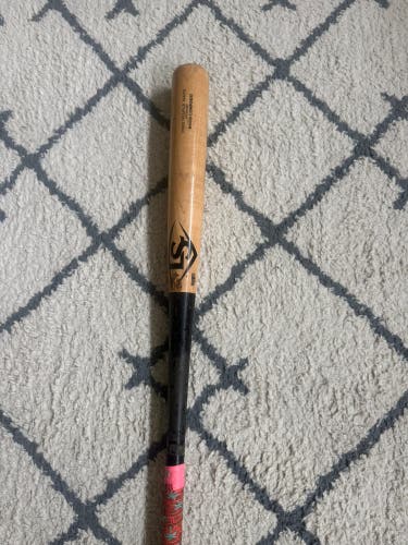Louisville Slugger Bat (-3) 29.5 oz 32.5" (Used)