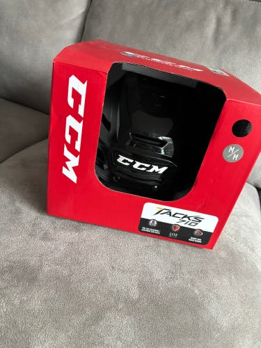 Medium CCM Tacks 710 Helmet (New)