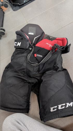 Men's Senior Medium CCM JetSpeed FT4 Pro Hockey Pants (Used)