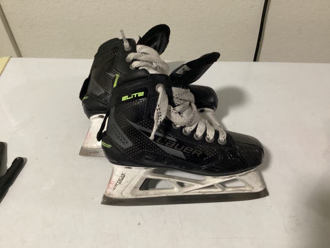 2024 Bauer Elite Hockey Goalie Skates Extra Wide Width Size 2 (Used)