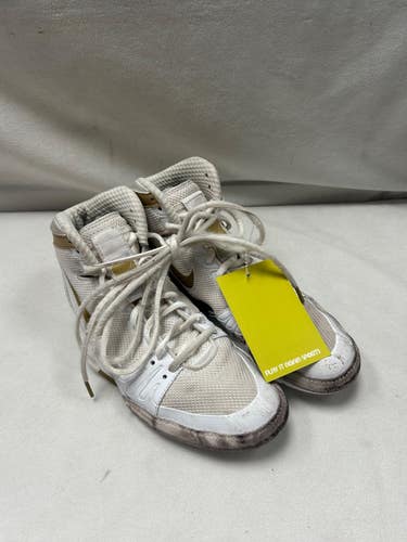 Used Nike Wrestling Shoes White Youth 07.5 11490-S000277252