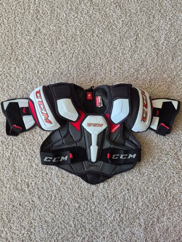 Large Junior CCM JetSpeed FT4 Pro Shoulder Pads (Used)