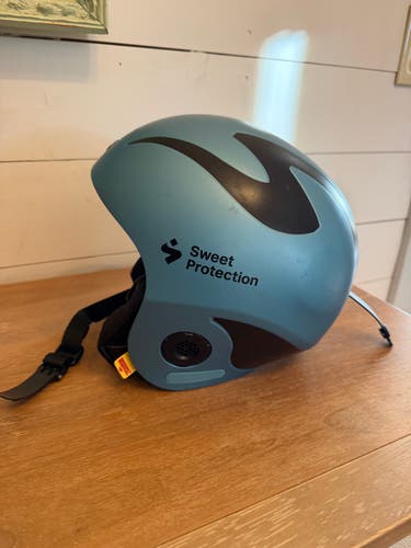 Men's Small / Medium Sweet Protection Helmet (Used) FIS Legal
