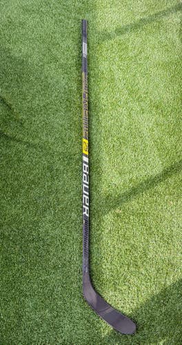(New) Jonathan Toews Bauer G3 (2S Pro Dress) Hockey Stick-LH-Kucherov Pro Curve 82 Flex