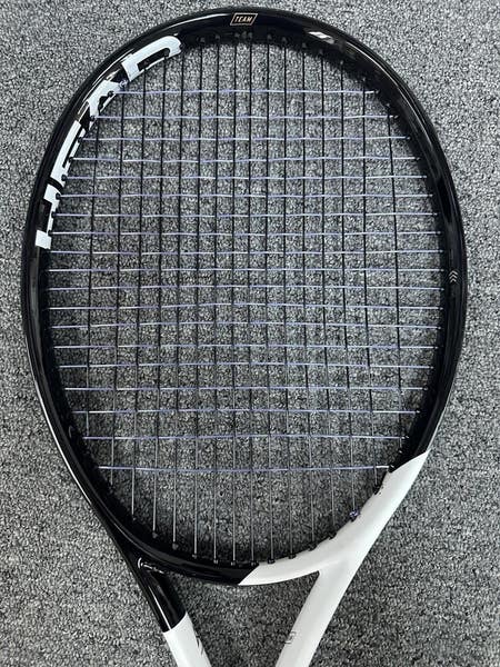 Head SPEED Team 700 Tennis Racquet Grip size (4 3/8) Black 16x19