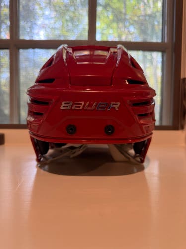 LIKE NEW Bauer Re-Akt 155 Helmet size L