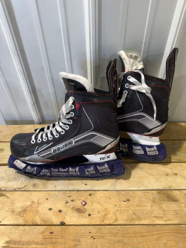 2015 Bauer Vapor X500 Hockey Skates Regular Width 11 (Used)