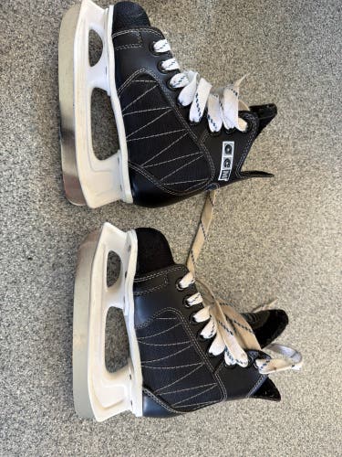 2003 CCM Powerline Hockey Skates 12 (Used)