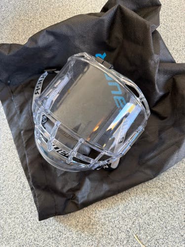 Bauer Concept 3 Full Shield (Used)
