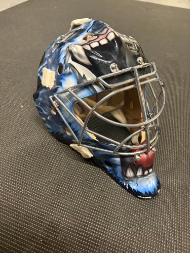 Senior Large 2013 Bauer 961 Goalie Mask Pro Stock (Used)