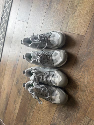 Gray Men's Size M 9.5 (W 10.5) Adult Under Armour Yard Low Top Molded Cleats (Used), and Turf shoes